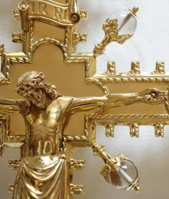 Brass Gothic Processional Crucifix